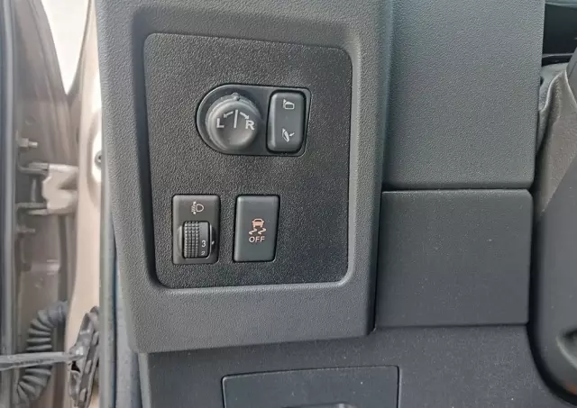 NISSAN Qashqai+2 2.0 Tekna