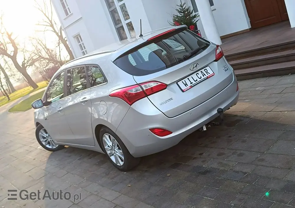 HYUNDAI I30 I30cw 1.4 CRDi Trend