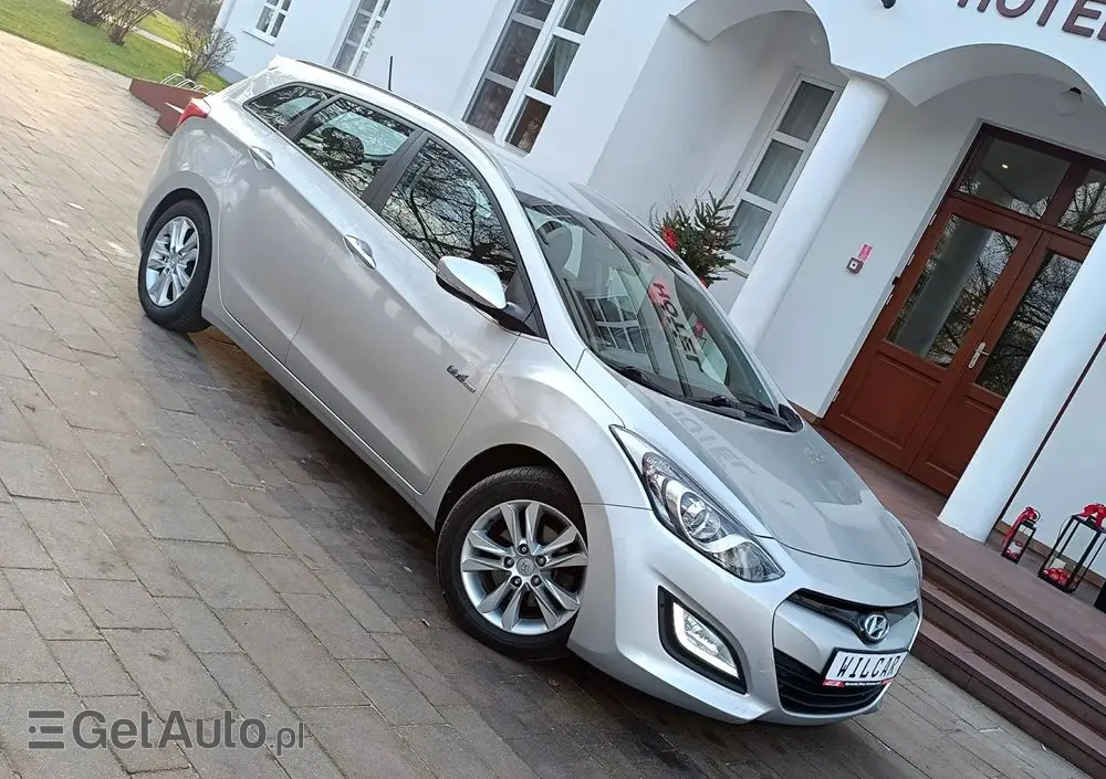HYUNDAI I30 I30cw 1.4 CRDi Trend