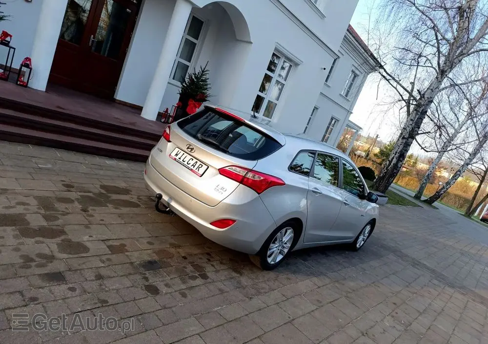 HYUNDAI I30 I30cw 1.4 CRDi Trend
