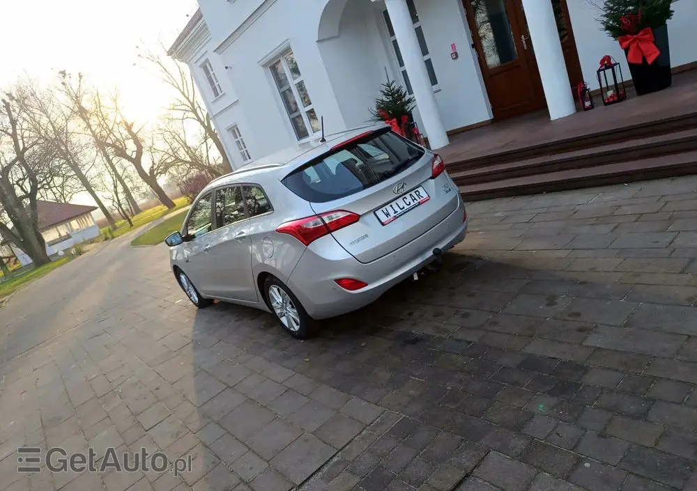 HYUNDAI I30 I30cw 1.4 CRDi Trend