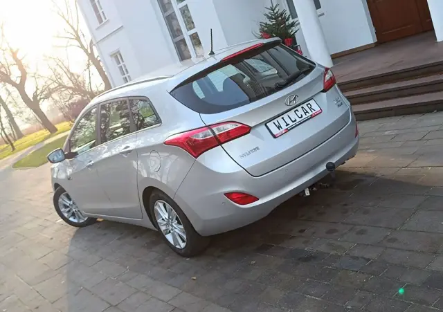 HYUNDAI I30 I30cw 1.4 CRDi Trend
