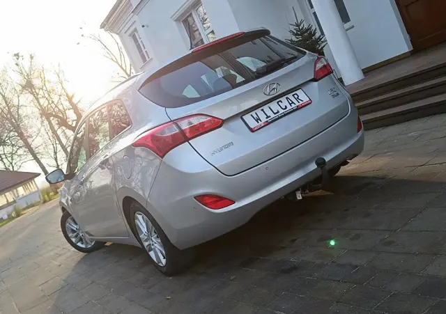 HYUNDAI I30 I30cw 1.4 CRDi Trend