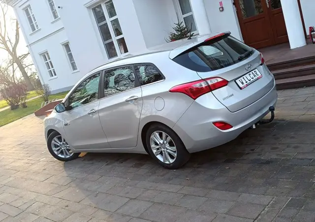 HYUNDAI I30 I30cw 1.4 CRDi Trend