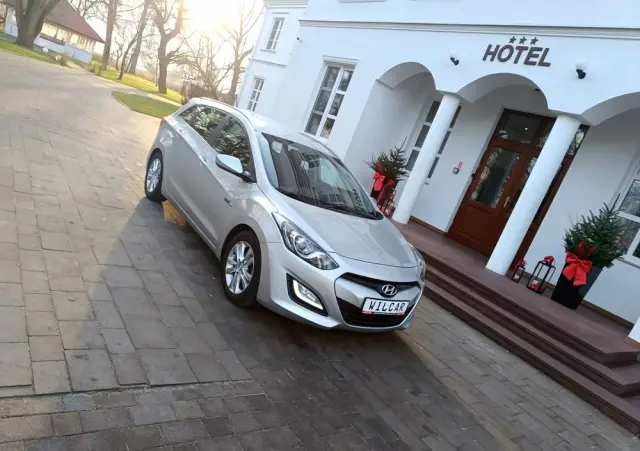 HYUNDAI I30 I30cw 1.4 CRDi Trend
