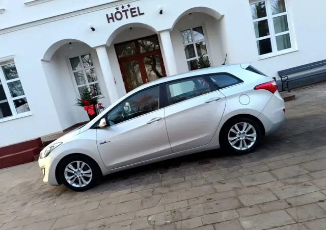HYUNDAI I30 I30cw 1.4 CRDi Trend