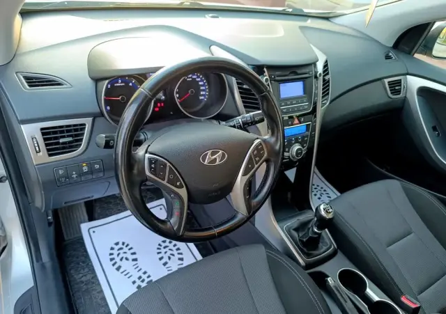 HYUNDAI I30 I30cw 1.4 CRDi Trend