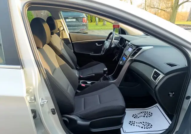 HYUNDAI I30 I30cw 1.4 CRDi Trend