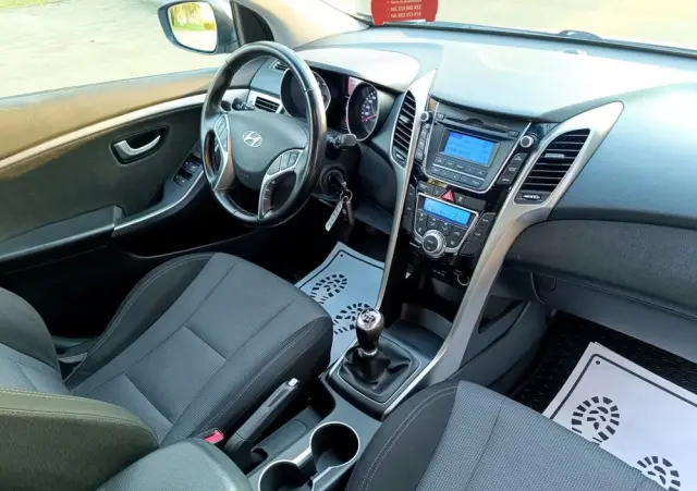 HYUNDAI I30 I30cw 1.4 CRDi Trend