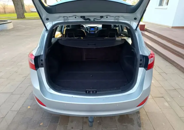 HYUNDAI I30 I30cw 1.4 CRDi Trend