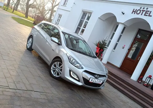HYUNDAI I30 I30cw 1.4 CRDi Trend