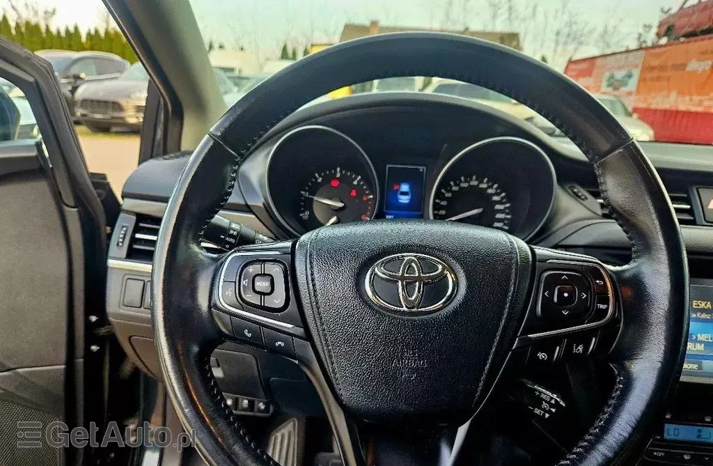 TOYOTA Avensis 