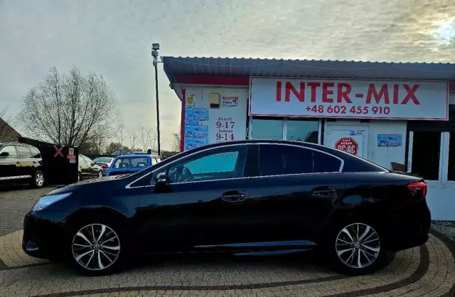 TOYOTA Avensis 
