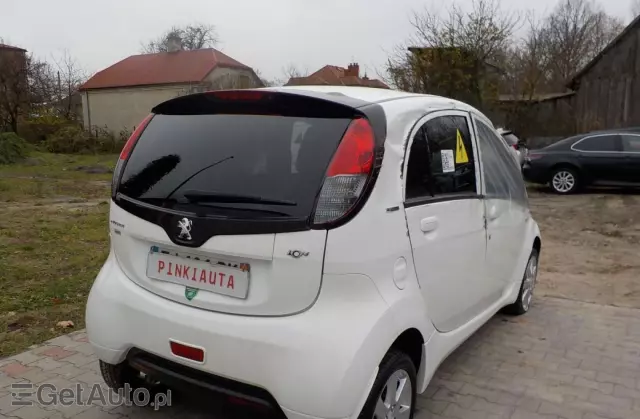 PEUGEOT IOn 