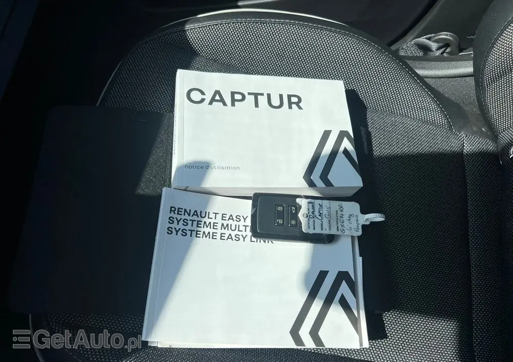 RENAULT Captur TCe 90 BUSINESS EDITION