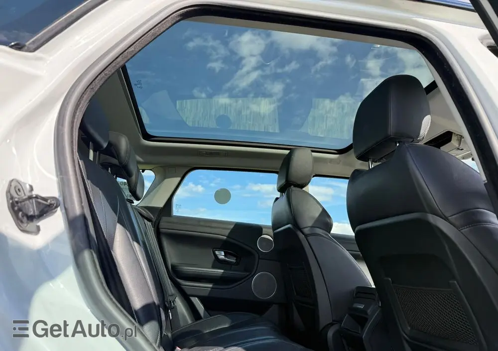LAND ROVER Range Rover Evoque TD4 SkyView Edition