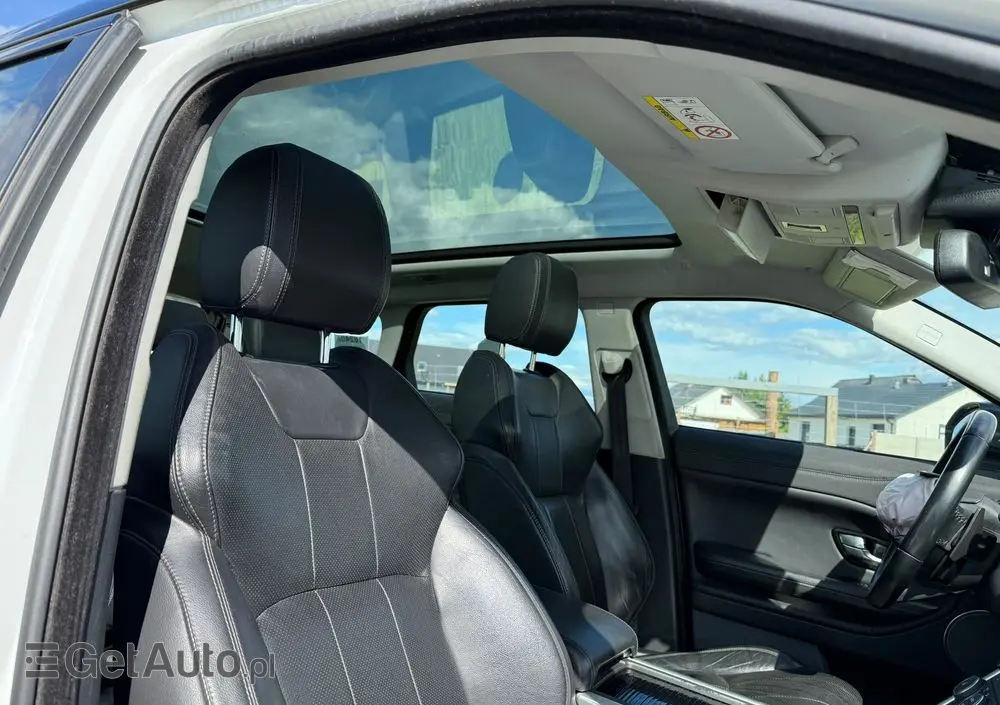 LAND ROVER Range Rover Evoque TD4 SkyView Edition