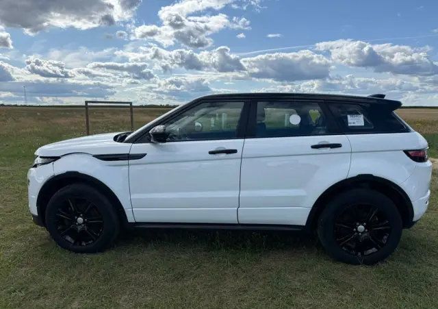 LAND ROVER Range Rover Evoque TD4 SkyView Edition