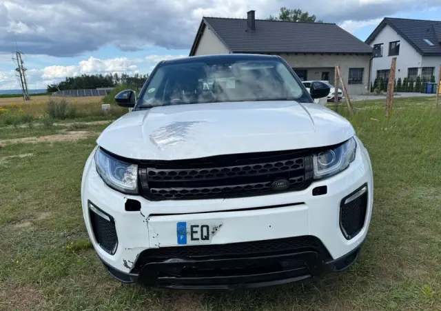 LAND ROVER Range Rover Evoque TD4 SkyView Edition