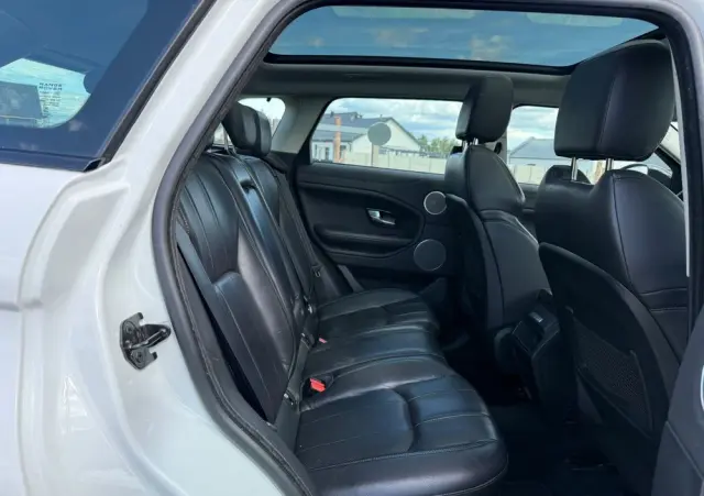 LAND ROVER Range Rover Evoque TD4 SkyView Edition