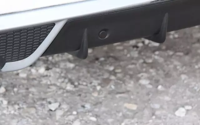 VOLVO V40 D2 R-Design