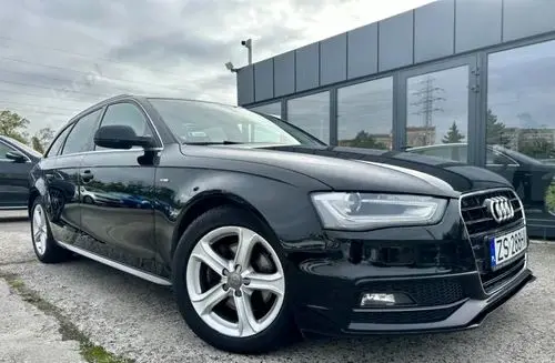 AUDI A4 