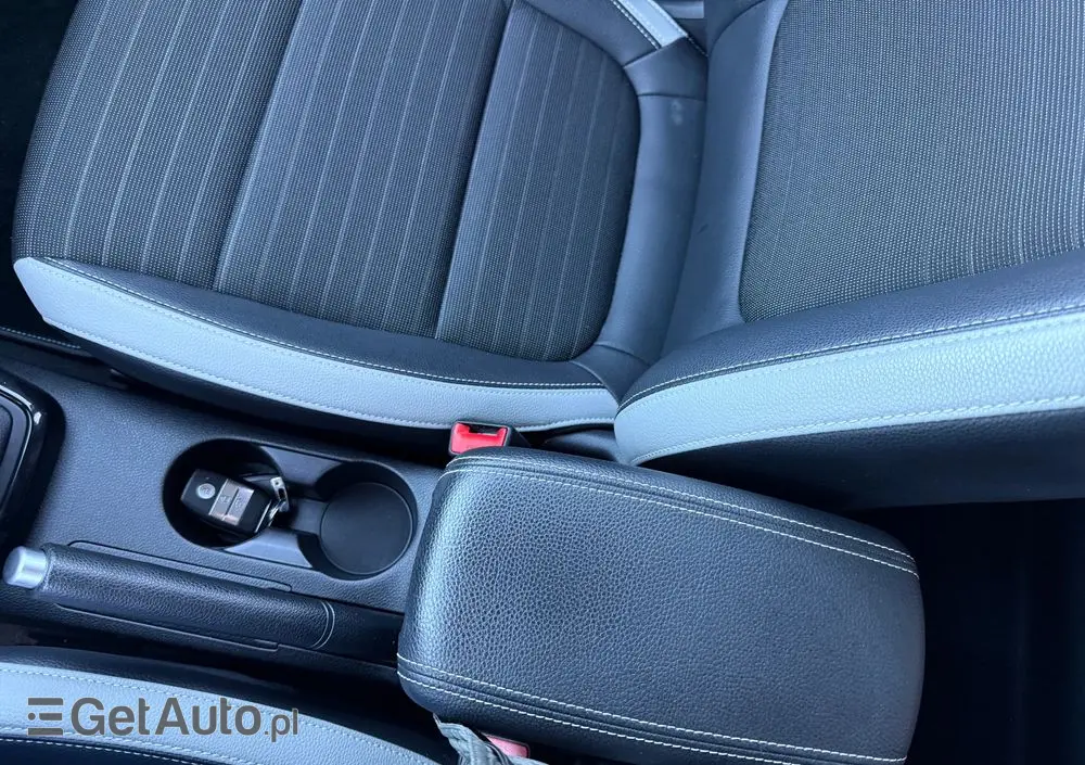 KIA Stonic 1.6 CRDi Platinum Edition