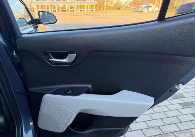 KIA Stonic 1.6 CRDi Platinum Edition