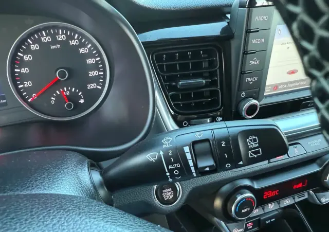 KIA Stonic 1.6 CRDi Platinum Edition