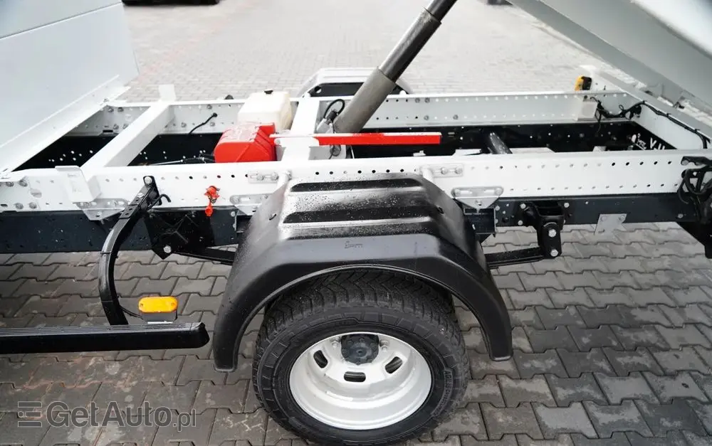 IVECO DAILY 35-140 / WYWROTKA / BRYGADÓWKA - 6 MIEJSC  / BLIŹNIAK / MANUAL / 