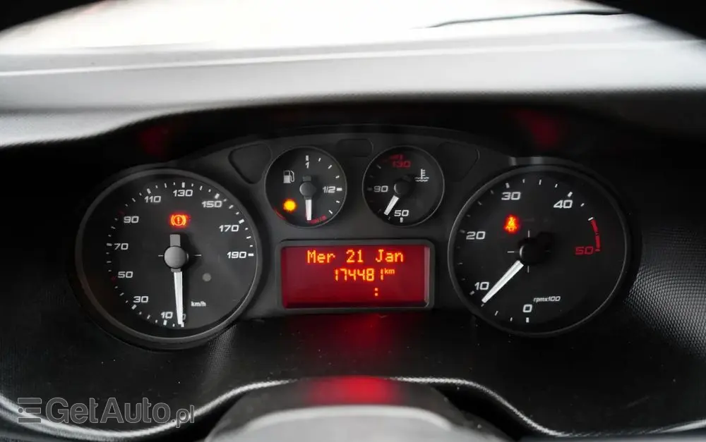 IVECO DAILY 35-140 / WYWROTKA / BRYGADÓWKA - 6 MIEJSC  / BLIŹNIAK / MANUAL / 