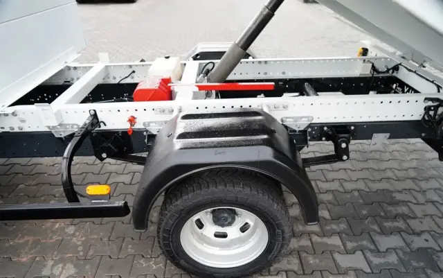 IVECO DAILY 35-140 / WYWROTKA / BRYGADÓWKA - 6 MIEJSC  / BLIŹNIAK / MANUAL / 