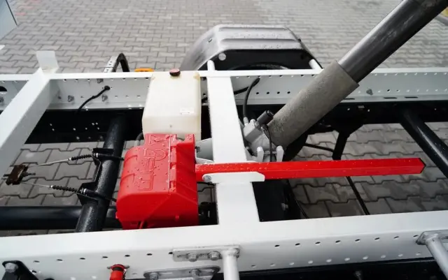 IVECO DAILY 35-140 / WYWROTKA / BRYGADÓWKA - 6 MIEJSC  / BLIŹNIAK / MANUAL / 