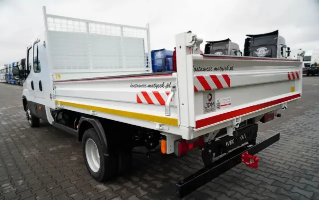 IVECO DAILY 35-140 / WYWROTKA / BRYGADÓWKA - 6 MIEJSC  / BLIŹNIAK / MANUAL / 