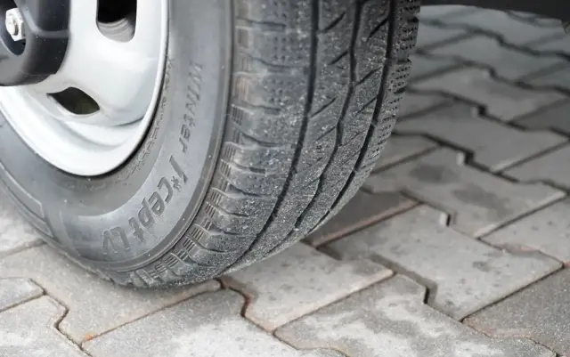 IVECO DAILY 35-140 / WYWROTKA / BRYGADÓWKA - 6 MIEJSC  / BLIŹNIAK / MANUAL / 