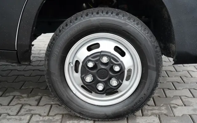 IVECO DAILY 35-140 / WYWROTKA / BRYGADÓWKA - 6 MIEJSC  / BLIŹNIAK / MANUAL / 