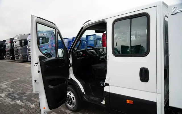 IVECO DAILY 35-140 / WYWROTKA / BRYGADÓWKA - 6 MIEJSC  / BLIŹNIAK / MANUAL / 
