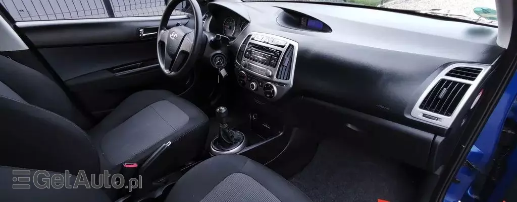 HYUNDAI I20 