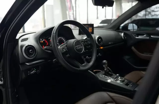 AUDI A3 