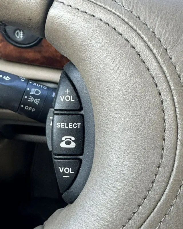 JAGUAR XJ 
