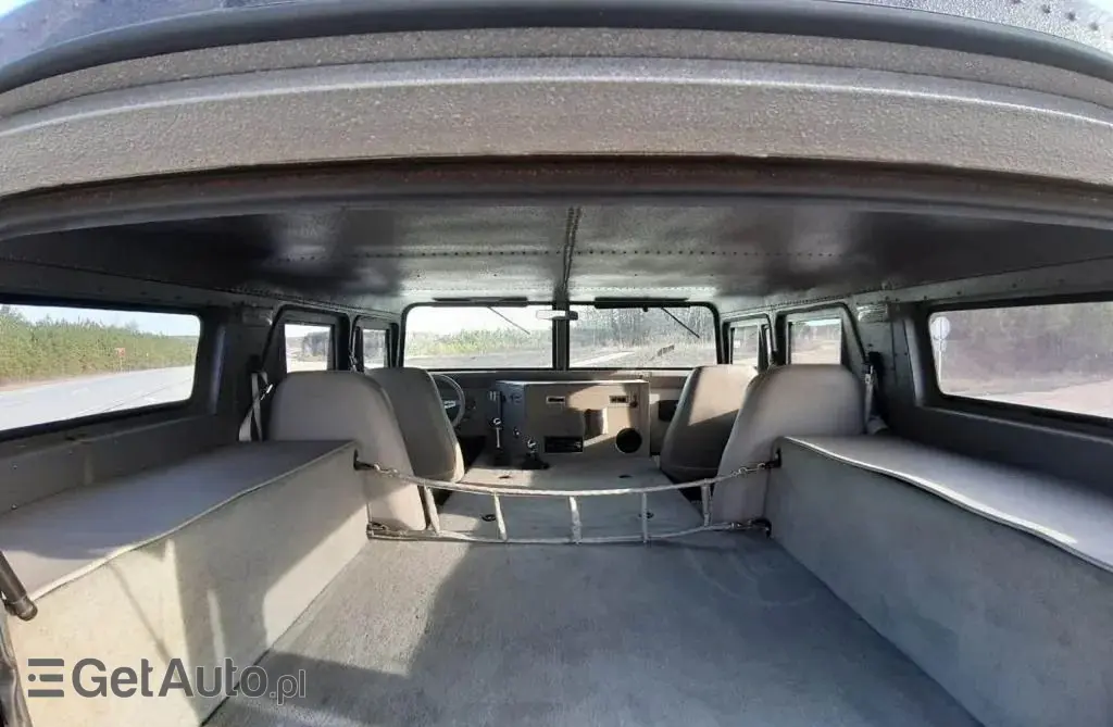 HUMMER H1 