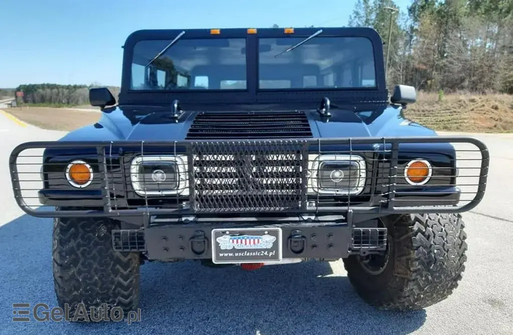 HUMMER H1 