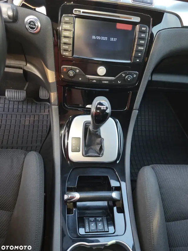 FORD Galaxy Titanium