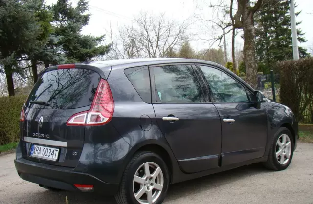 RENAULT Scenic 