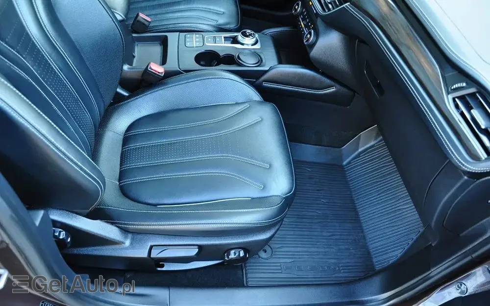 FORD Focus 2.0 EcoBlue Vignale