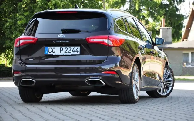 FORD Focus 2.0 EcoBlue Vignale