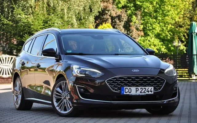 FORD Focus 2.0 EcoBlue Vignale