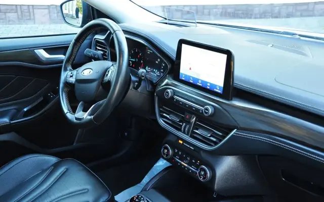 FORD Focus 2.0 EcoBlue Vignale