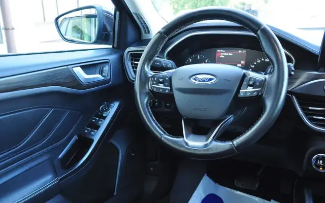 FORD Focus 2.0 EcoBlue Vignale