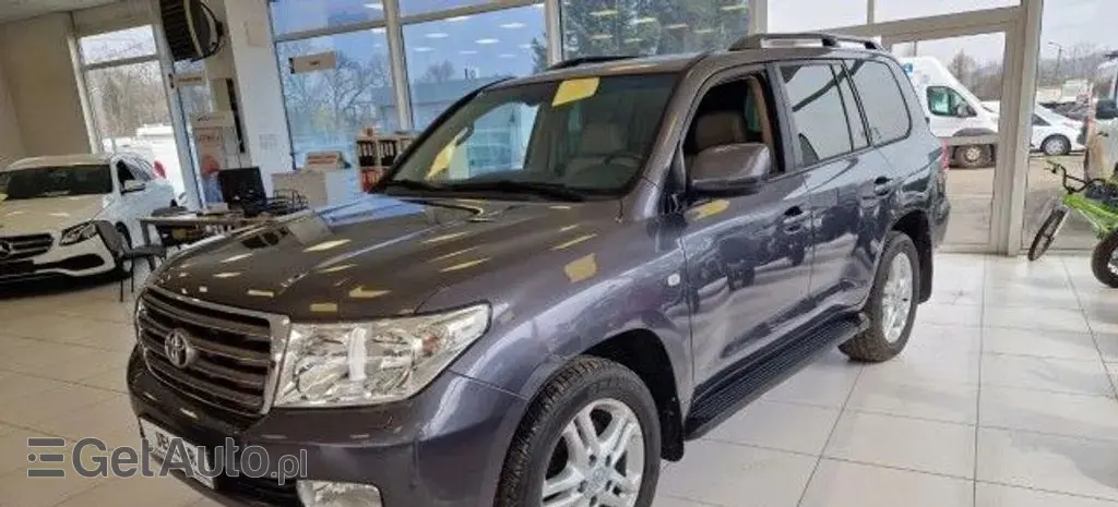 TOYOTA Land Cruiser 